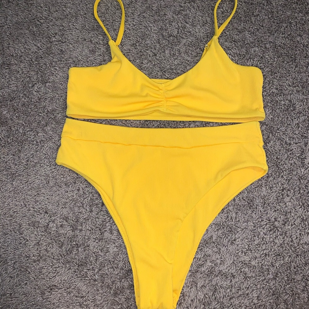 NWOT yellow bikini